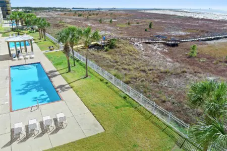 d26158fb16a040148a374a9b76051056 LargeOriginal.jpg