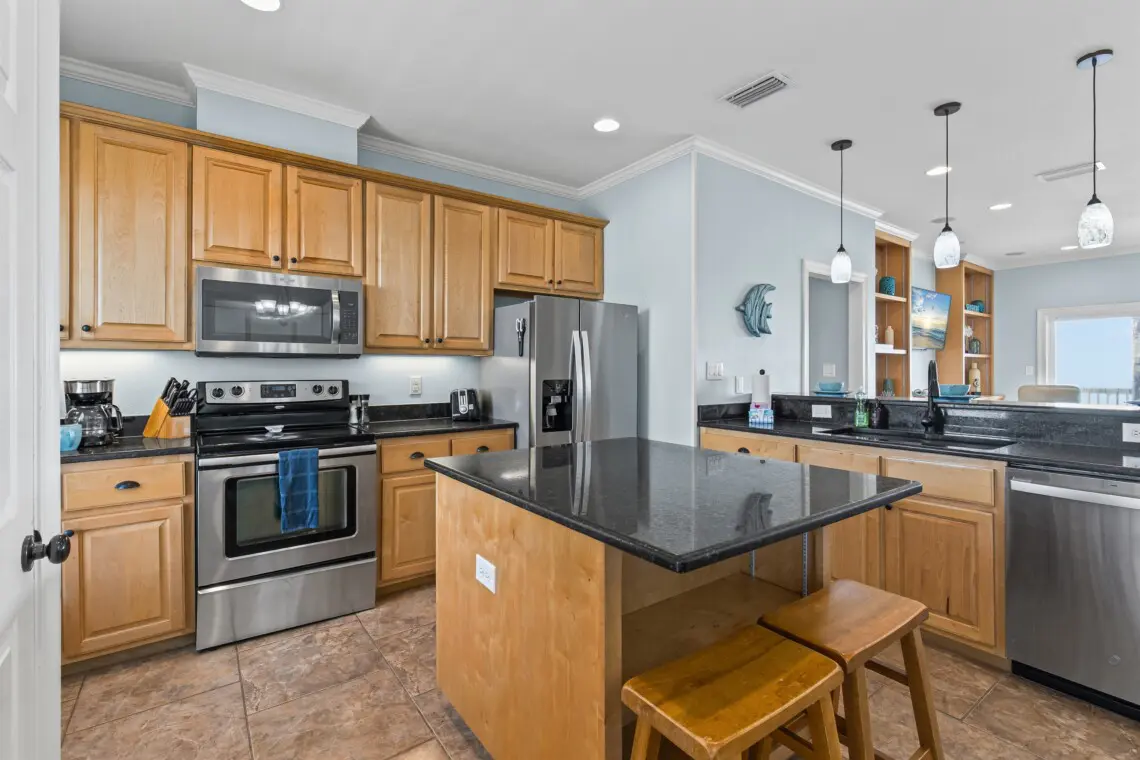 06556ff675d845aeaa984f1de84ce88c LargeOriginal.jpg