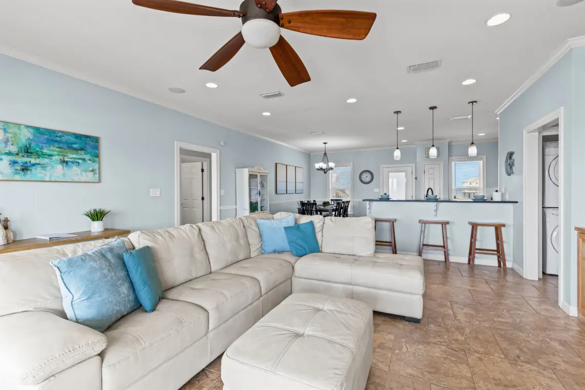 36d363d5e02f47e29d32b988bc850bab LargeOriginal.jpg