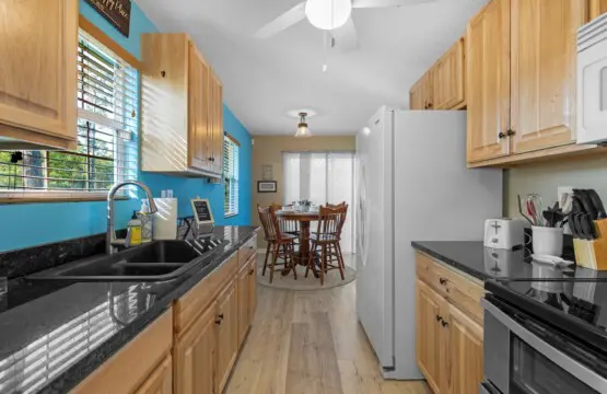 497d0618dd4a4965bd3b04645164df21 LargeOriginal.jpg