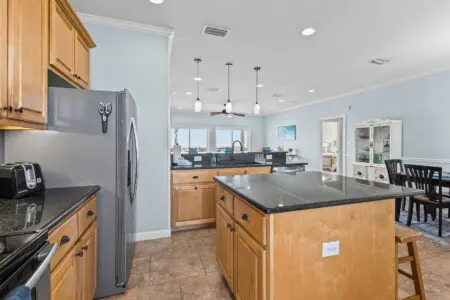 f26097d256944f92a692daeb480bdfc5 LargeOriginal.jpg