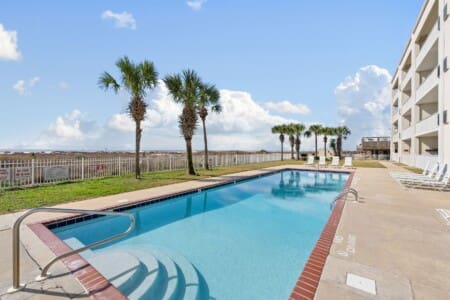 12c85aefa2d244dc800ae570d570eee8 LargeOriginal.jpg