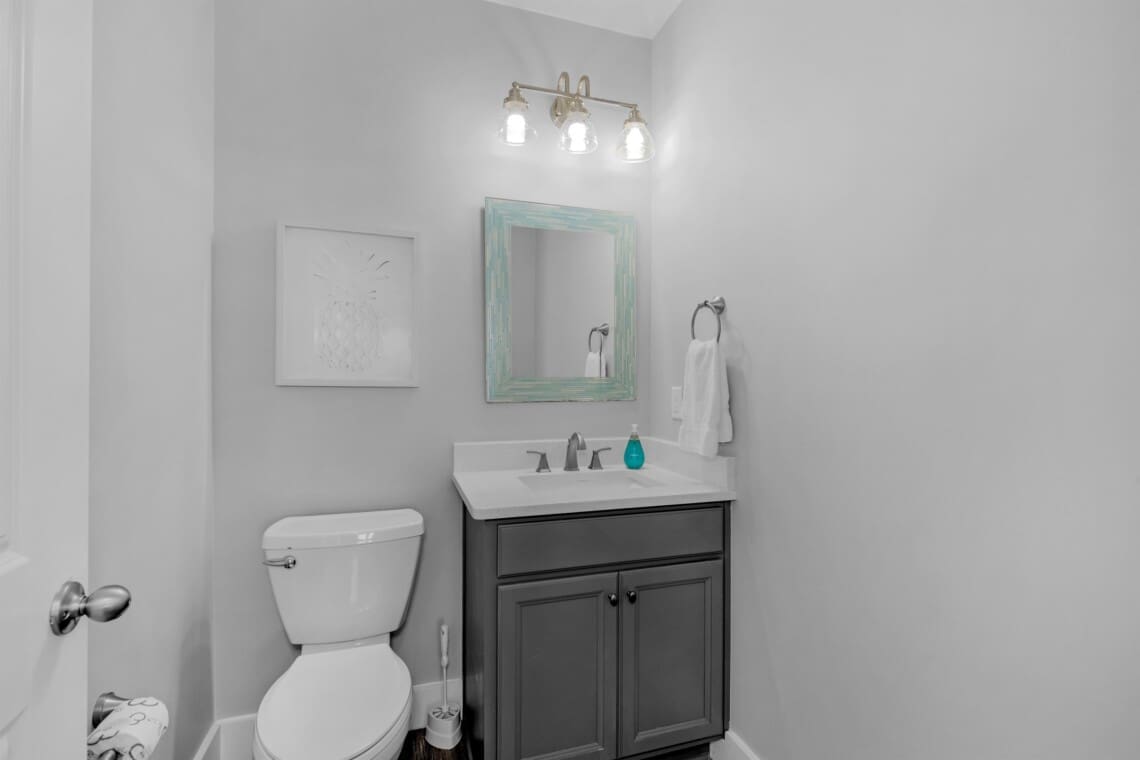 1793b9e23d384ec4bf6dc8672abab41f LargeOriginal.jpg