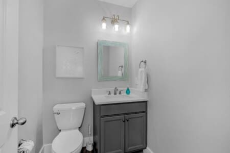 1793b9e23d384ec4bf6dc8672abab41f LargeOriginal.jpg