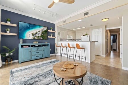 1e5120bf5136469c8b008e060642ee10 LargeOriginal.jpg