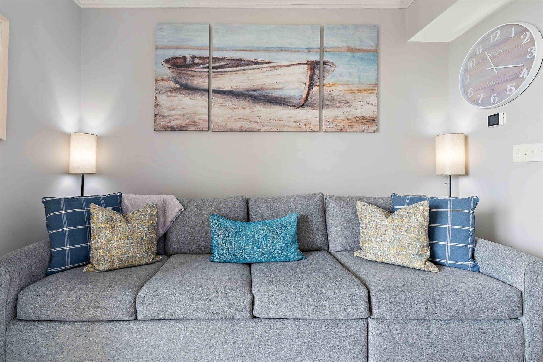 20595397ac7c47849f4bc6ecc7c07605 LargeOriginal.jpg