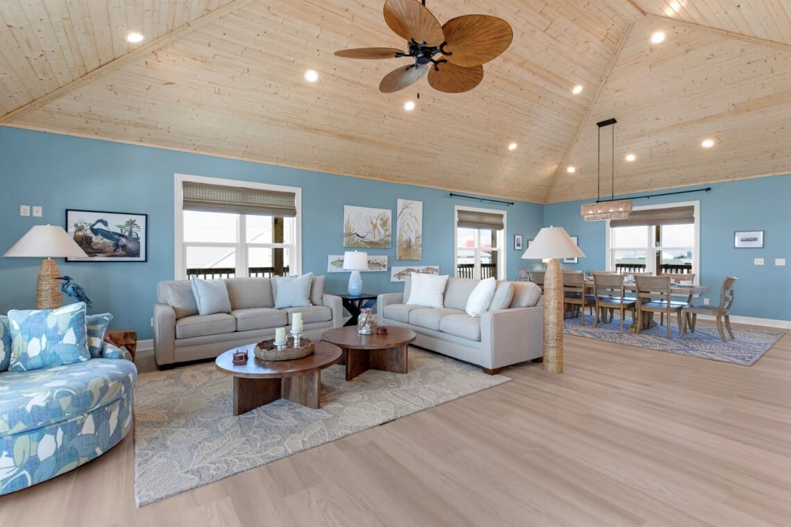 219c8cab13584752a302fa7bbc255381 LargeOriginal.jpg