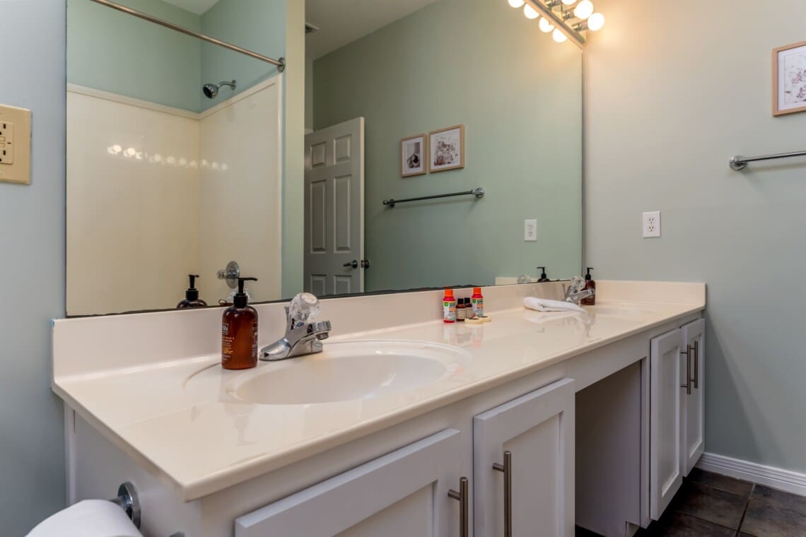 22ee24f7d5cb4099be9530838791be63 LargeOriginal.jpg