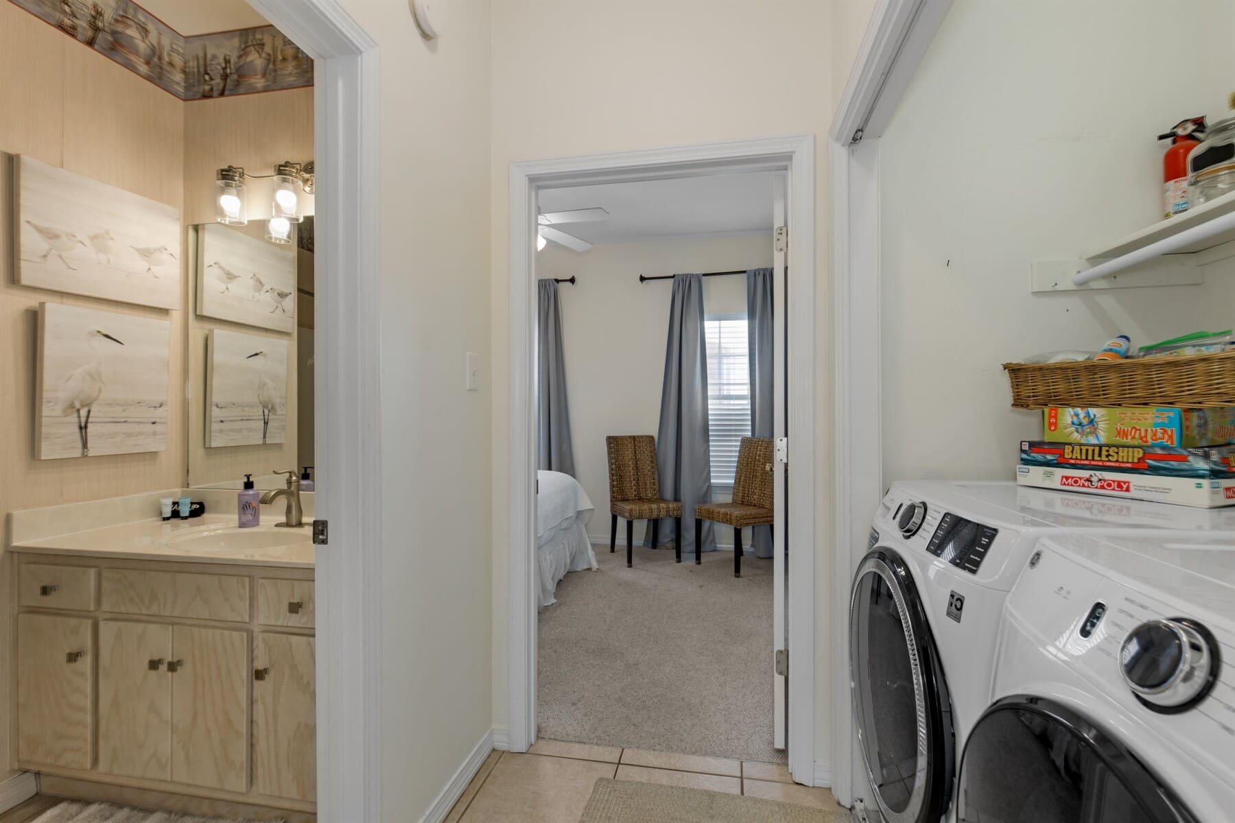 244b800717614bbc831a03c416709b47 LargeOriginal.jpg