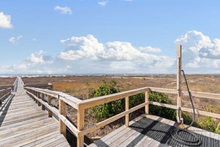 290566ce08fb4b4cb8a6a728c586fe59 LargeOriginal.jpg