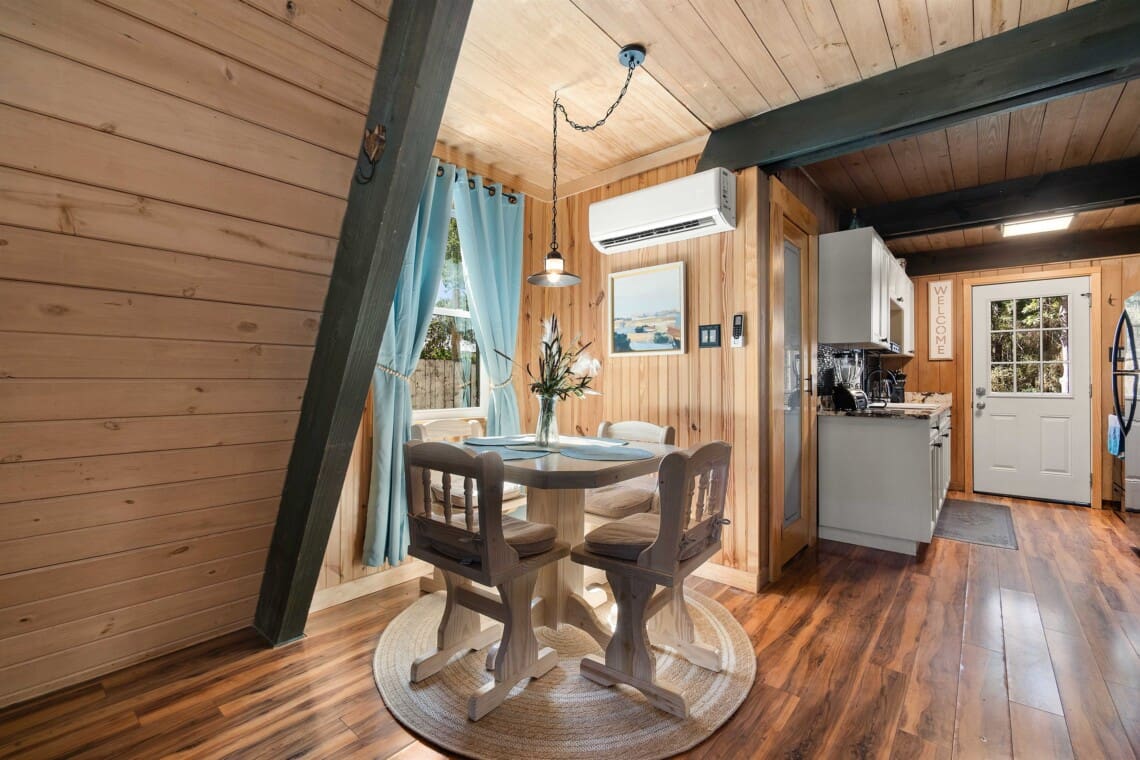 2c8eb4ff4b5048c191e34e7998767f50 LargeOriginal.jpg