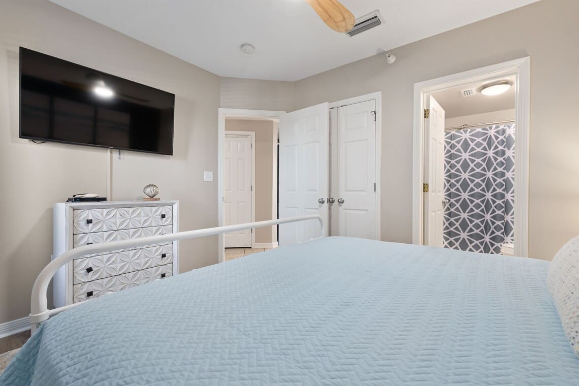 2f23cd89fd8142869af5393f6a2ce3e9 LargeOriginal.jpg