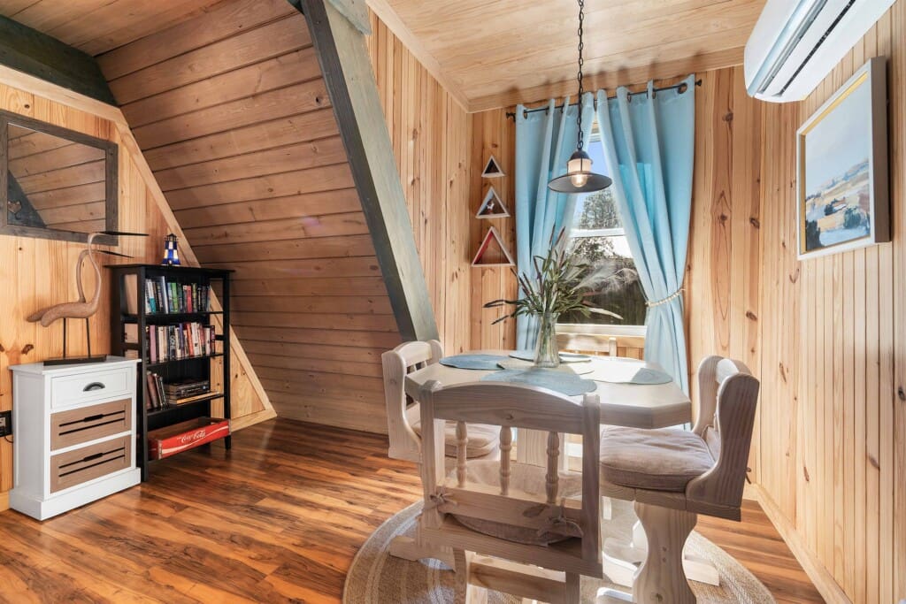 310b67d1989f4693ad40e170b961c57e LargeOriginal.jpg