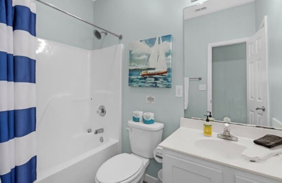 41698683560847a4a2c3e1179e7e6a2a LargeOriginal.jpg