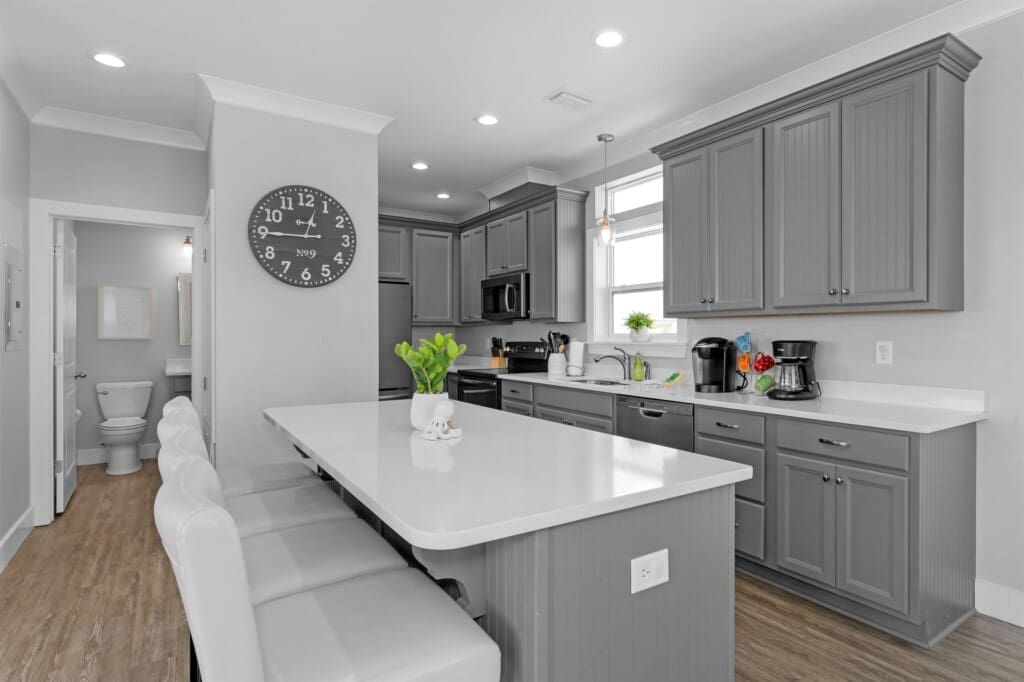 4db552e5bda34fb9a4569b786177ea4c LargeOriginal.jpg