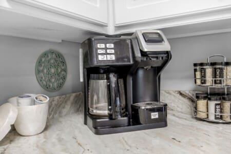 4f2a78f0c0344a4a93c4217a40068500 LargeOriginal.jpg