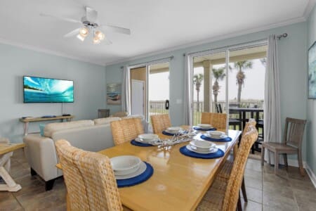 5c031ae8299b42f0bad814140143d325 LargeOriginal.jpg