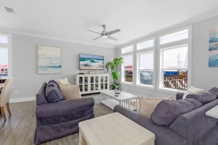 6119e9b69a324ab8bedb1cdbc7faad27 LargeOriginal.jpg