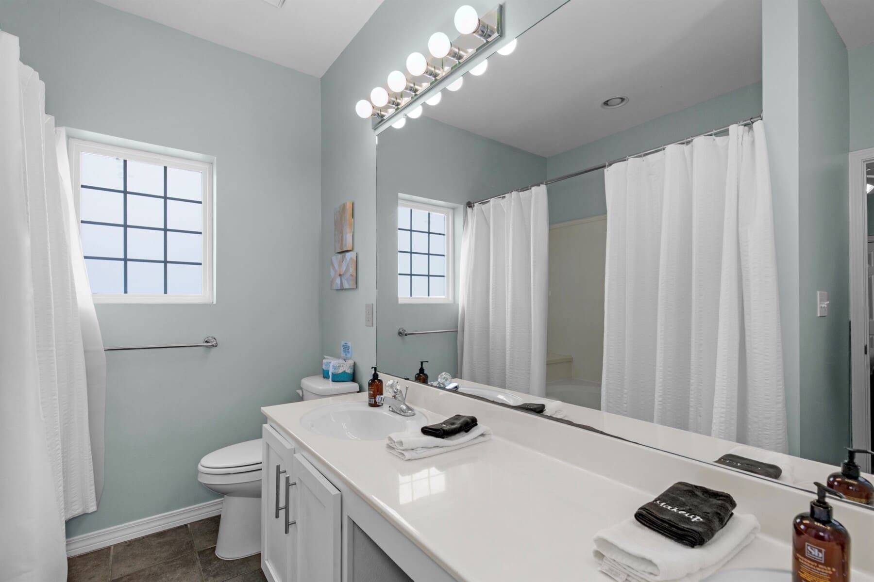 62e690e832f5408ba780b012d93ff57b LargeOriginal.jpg