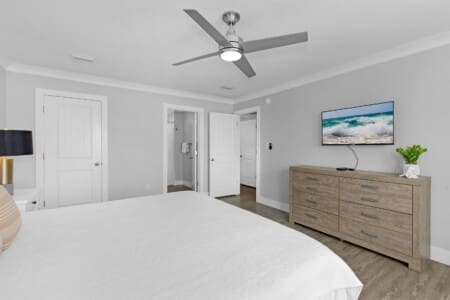 6c7a87c5b2594fd7a41d7a7ed6627e20 LargeOriginal.jpg