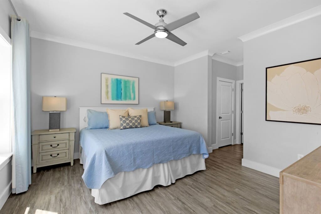 72416f985fa3469793b141b5444f69e8 LargeOriginal.jpg