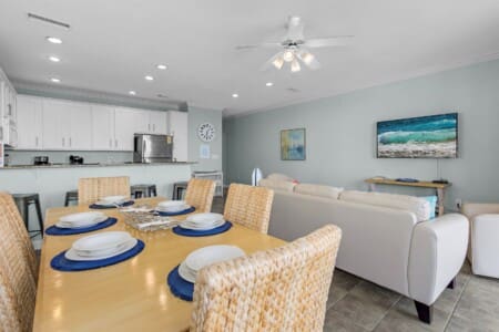 75c73f58700744279d12f7159826bfef LargeOriginal.jpg