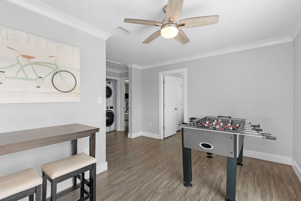 76ee6037760a457da549edf565779985 LargeOriginal.jpg