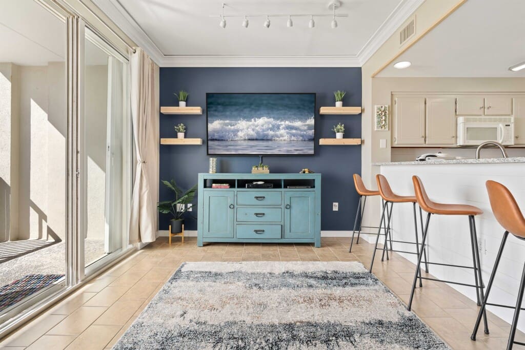 8202d9ba59f94368b49ca5c7d782da48 LargeOriginal.jpg