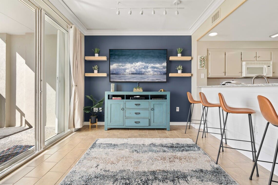 8202d9ba59f94368b49ca5c7d782da48 LargeOriginal.jpg