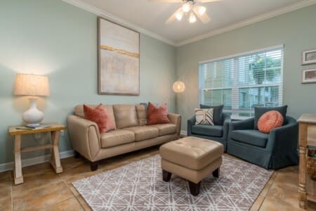 84363aaf75af41efbf776539726710a3 LargeOriginal.jpg