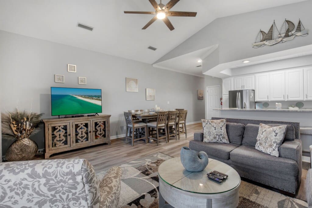 8aaa4ffe23d74157a3fdc4a3d6821099 LargeOriginal.jpg