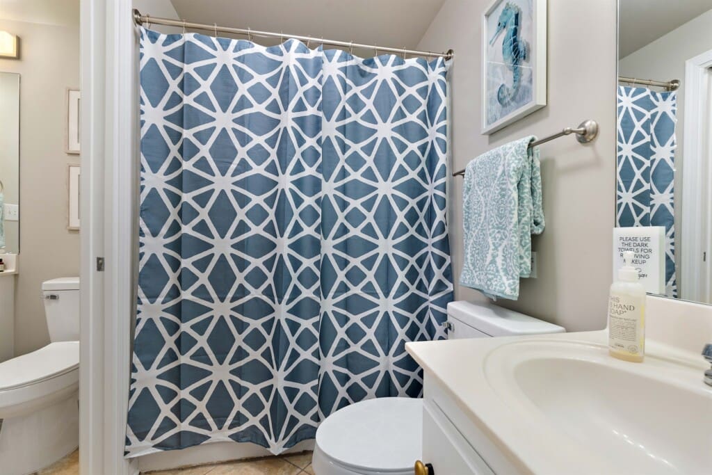 9c9ad139c067447d9913013914102a1e LargeOriginal.jpg