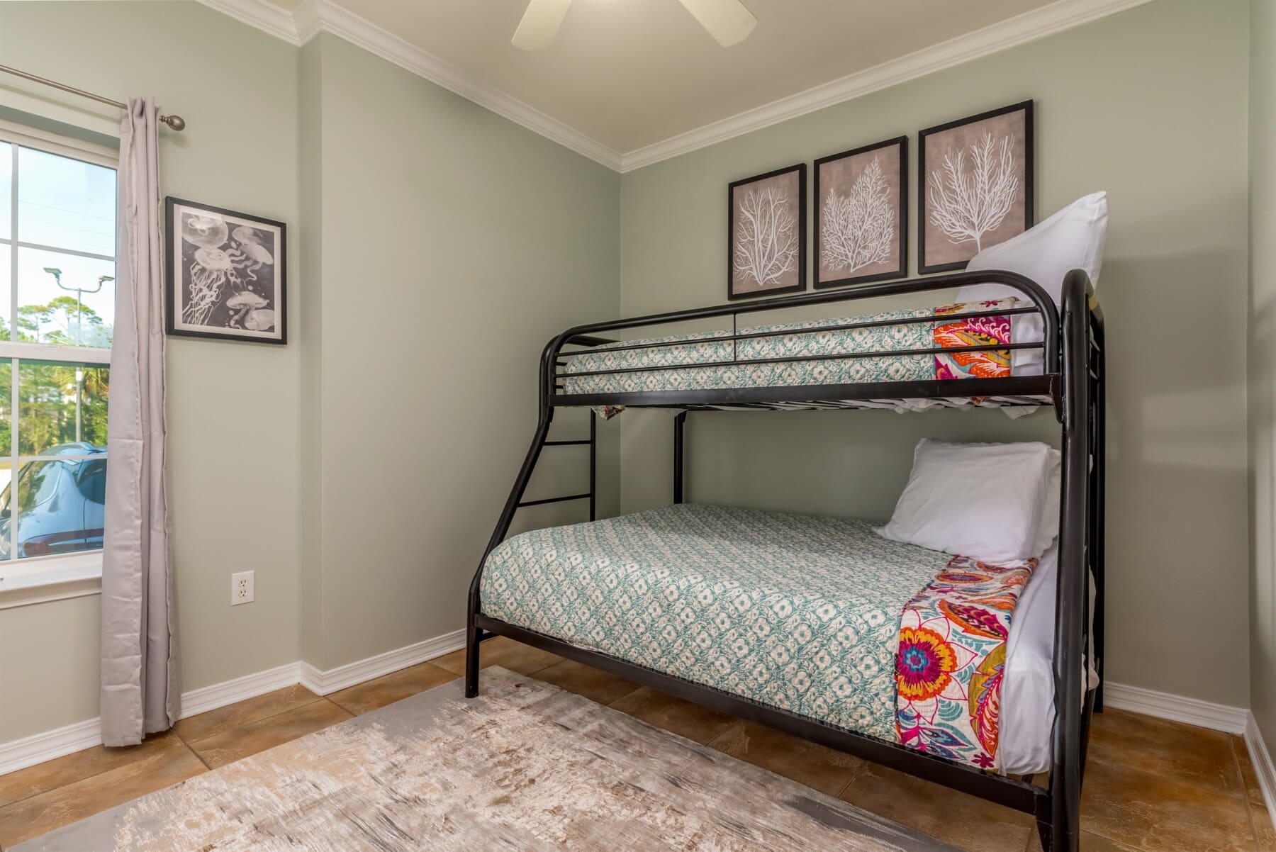 a6e227db3229469dac92ec364c6c3e70 LargeOriginal.jpg