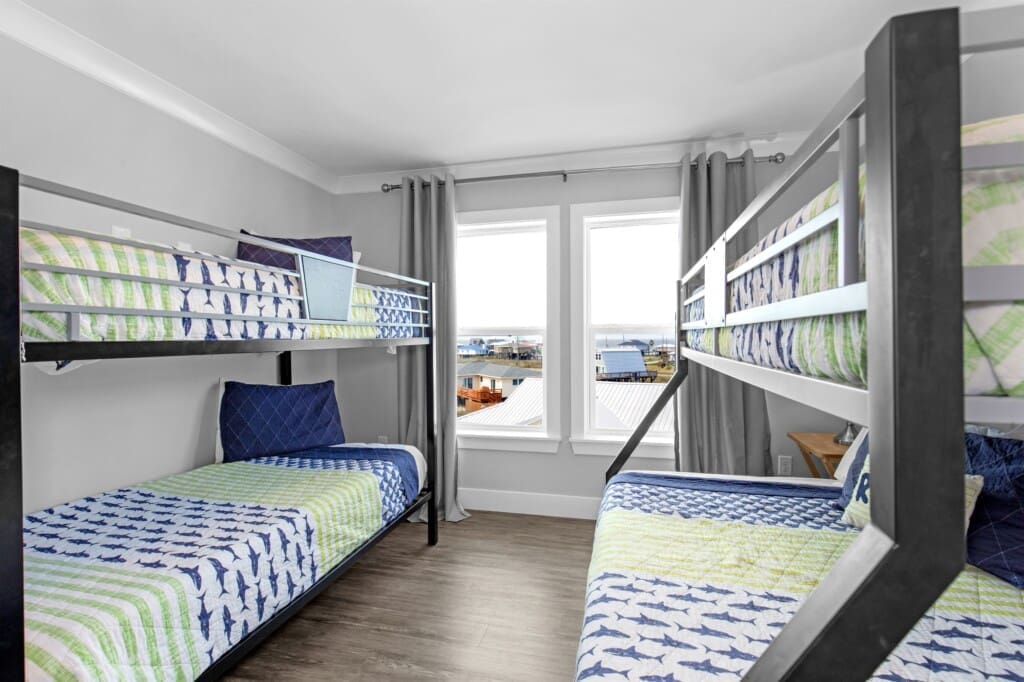 b63d6c9ceaf840879409e8f4e7e39300 LargeOriginal.jpg