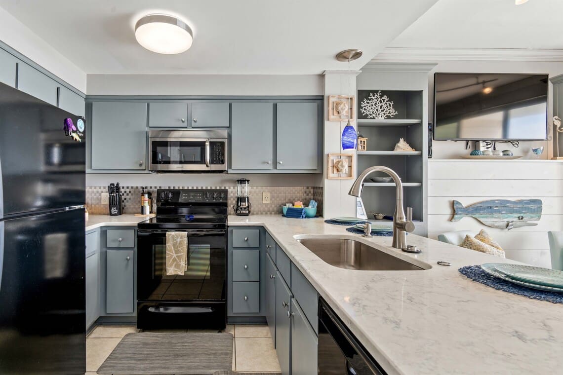 bedbdcce6c1d47c1ab560b2b3bc2e935 LargeOriginal.jpg