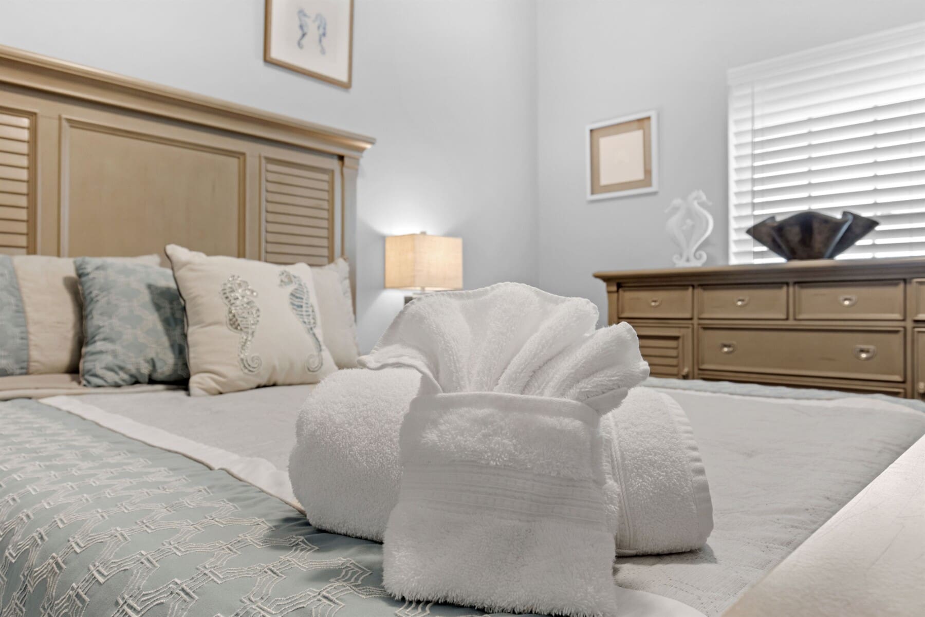 c0b11b7bc62544b7b6f06251872800f7 LargeOriginal.jpg