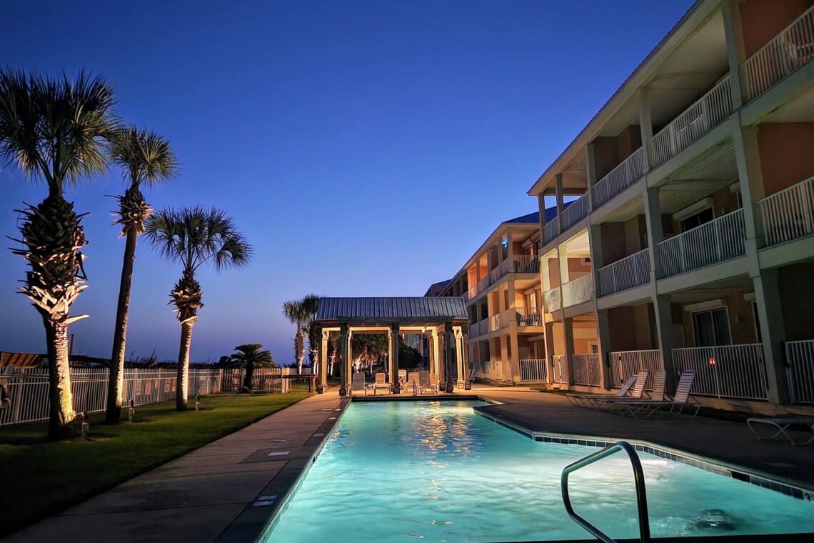 c4010a07257a441f8ffb37d6a510b406 LargeOriginal.jpg