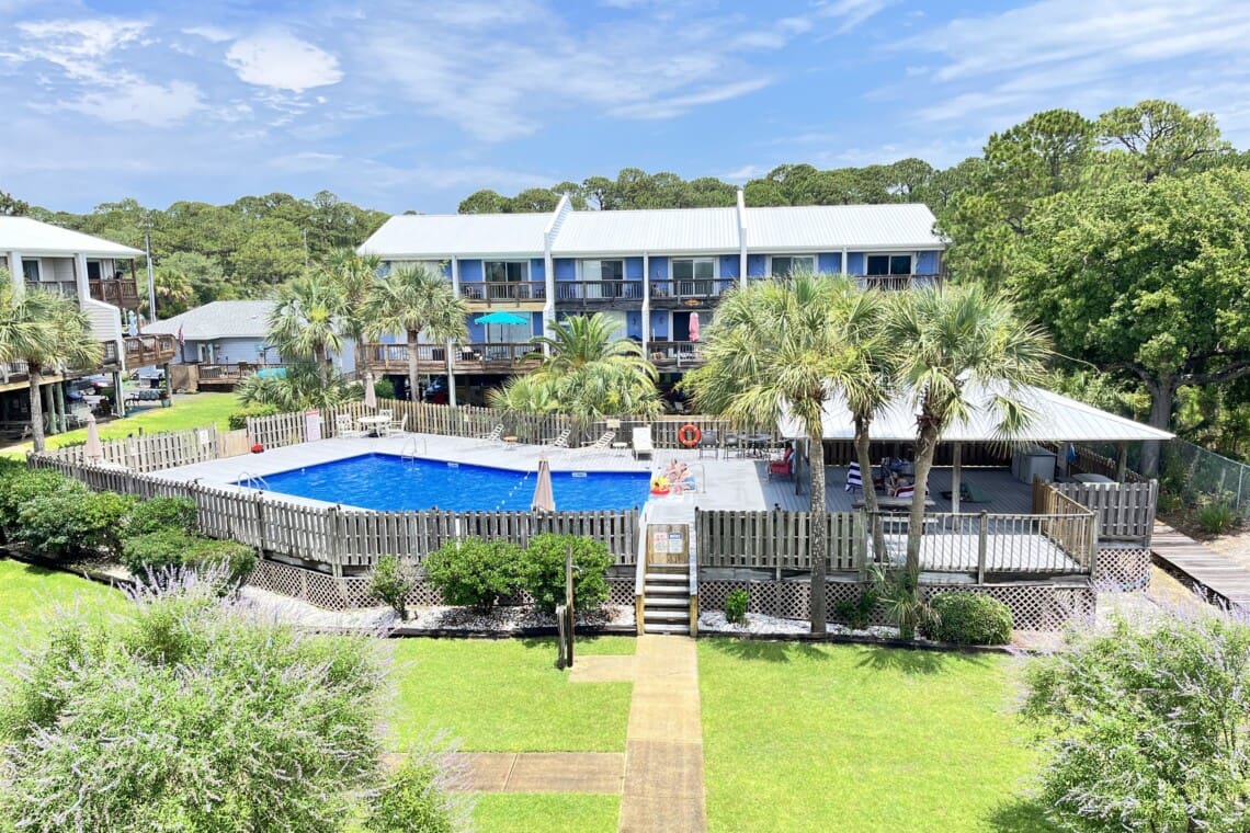 e7f06fcfc45842058e780aa9f9d56a47 LargeOriginal.jpg