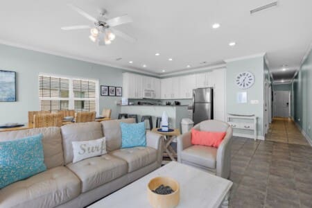 f600fc8b412d4326b696011c5154fd00 LargeOriginal.jpg