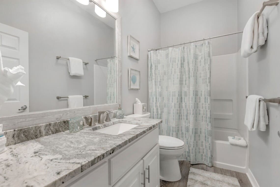 fe0fa3467b63401fa2f17daac812d119 LargeOriginal.jpg