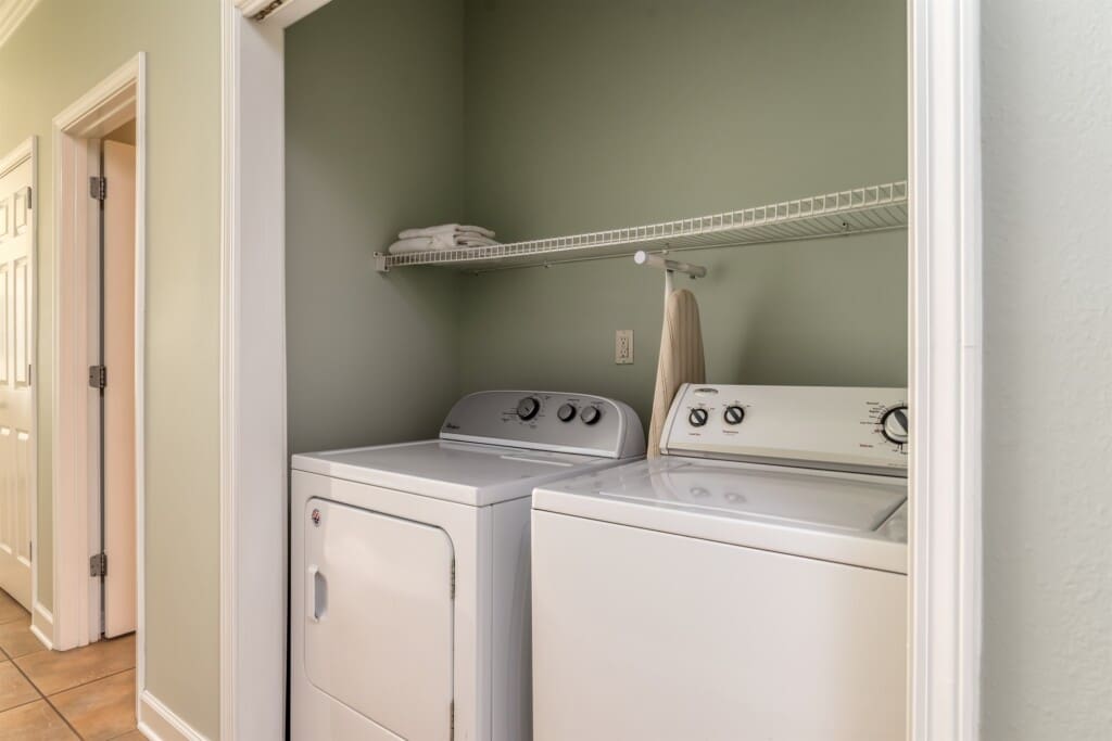 fe9dde67fba7454298ed228097cf999d LargeOriginal.jpg