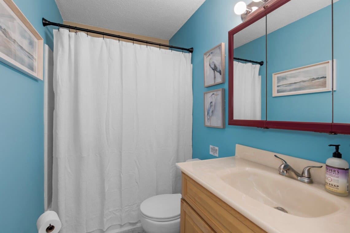 19474808d8844657b27dbfda19b43f3b LargeOriginal.jpg