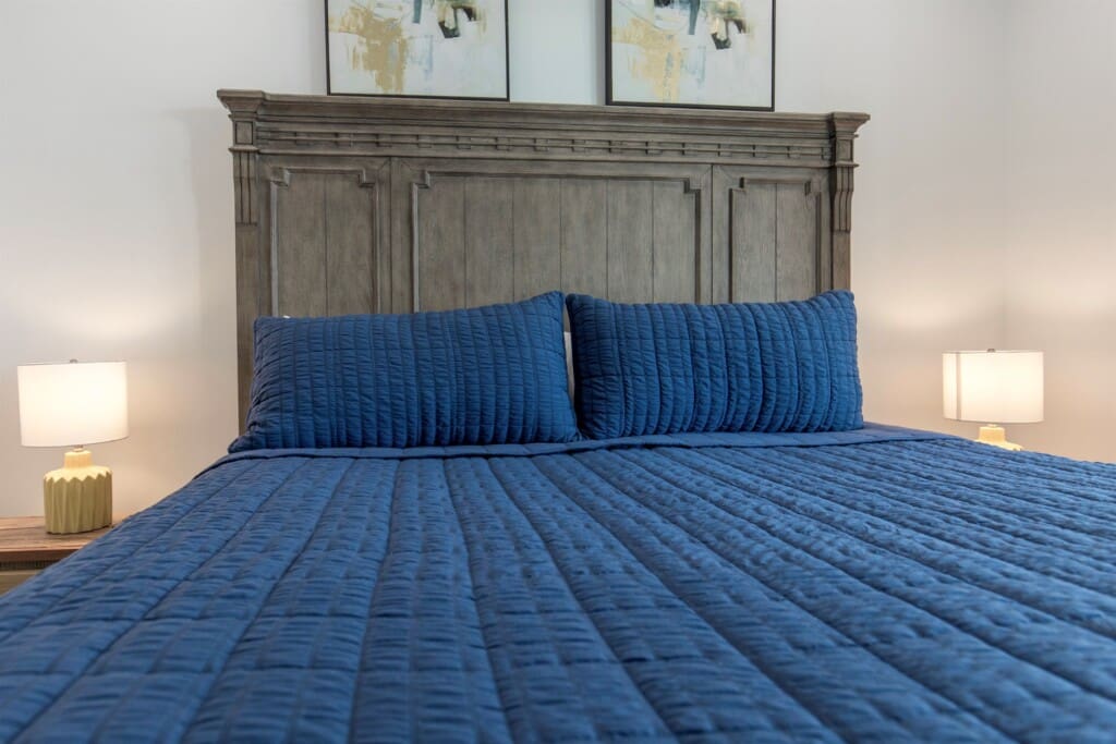 197cf085e84d4f98931af983db1e0566 LargeOriginal.jpg