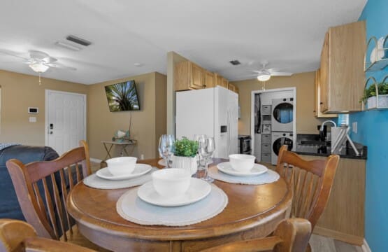 20e0da5f34a0476995a094909b881fdd LargeOriginal.jpg