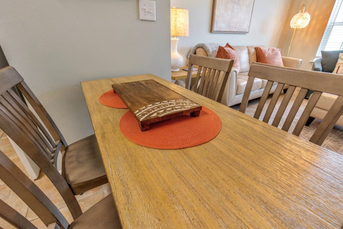 4323c4c22c7e4080bfec8e71cf865495 LargeOriginal.jpg