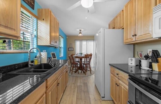 497d0618dd4a4965bd3b04645164df21 LargeOriginal.jpg