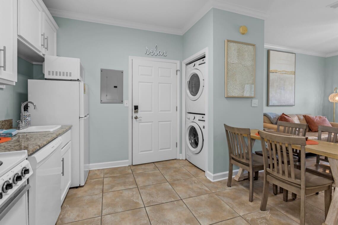 79c1a37a6f074c979bad1a725407b5a7 LargeOriginal.jpg