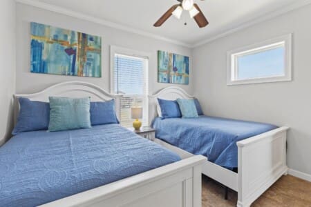 a6838b8537624e1a997e271779ff5099 LargeOriginal.jpg