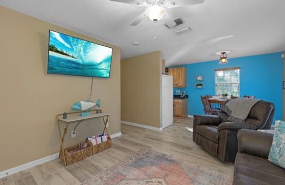 a95afb30483c4d929188bd9d00b7c8a2 LargeOriginal.jpg