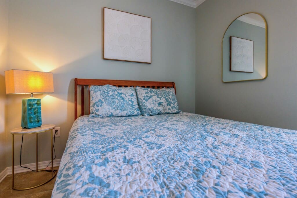 b9e6abd2f0d946fcad09f84fd390406b LargeOriginal.jpg